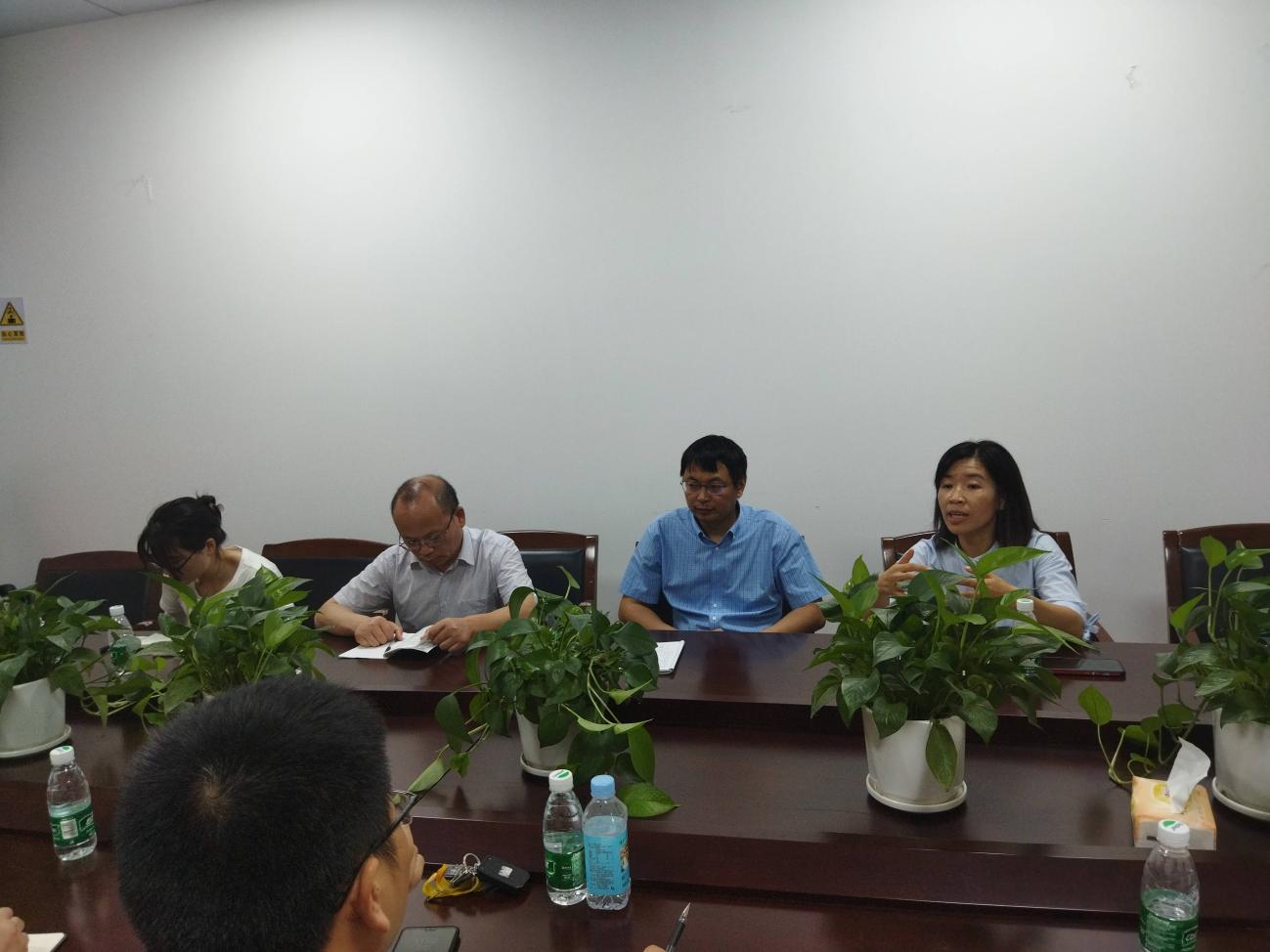 教育与心理学院与笼堰社区洽谈校地深度合作