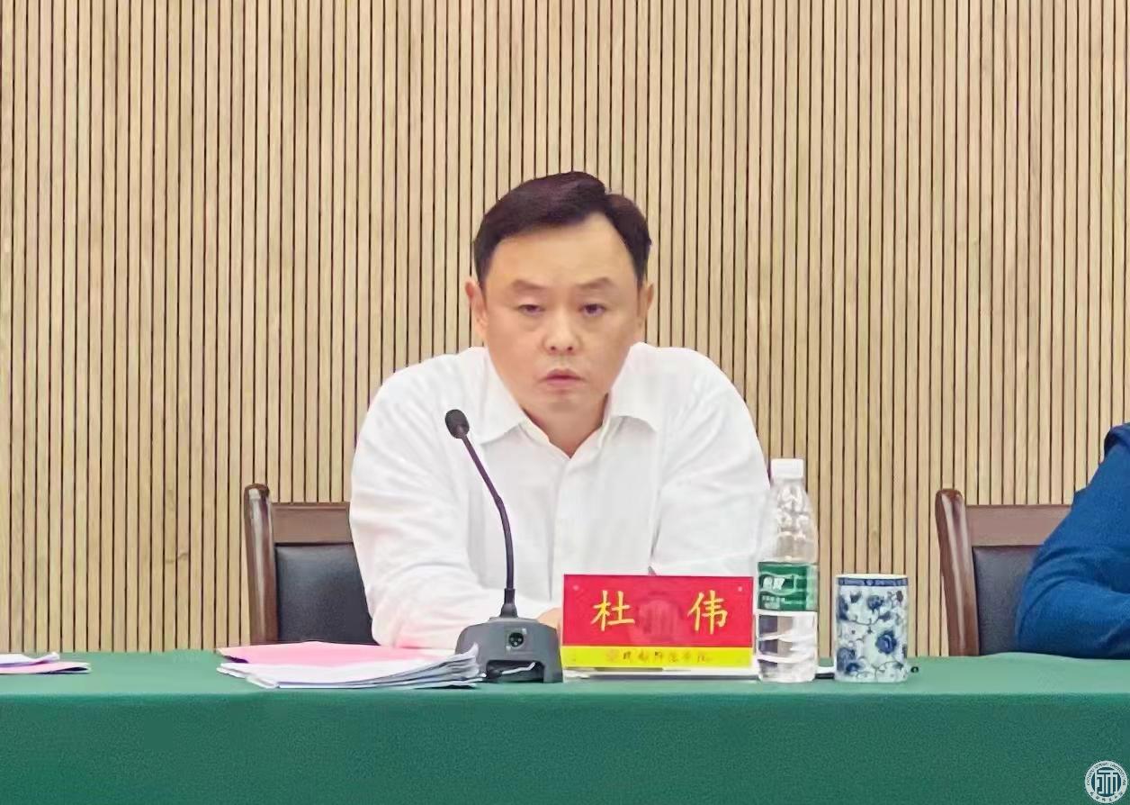 全力织密筑牢校园安全稳定防线——我校召开安全稳定工作会议